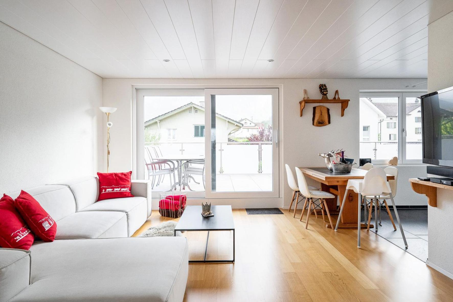 Glarner Bed Leilighet Netstal Eksteriør bilde