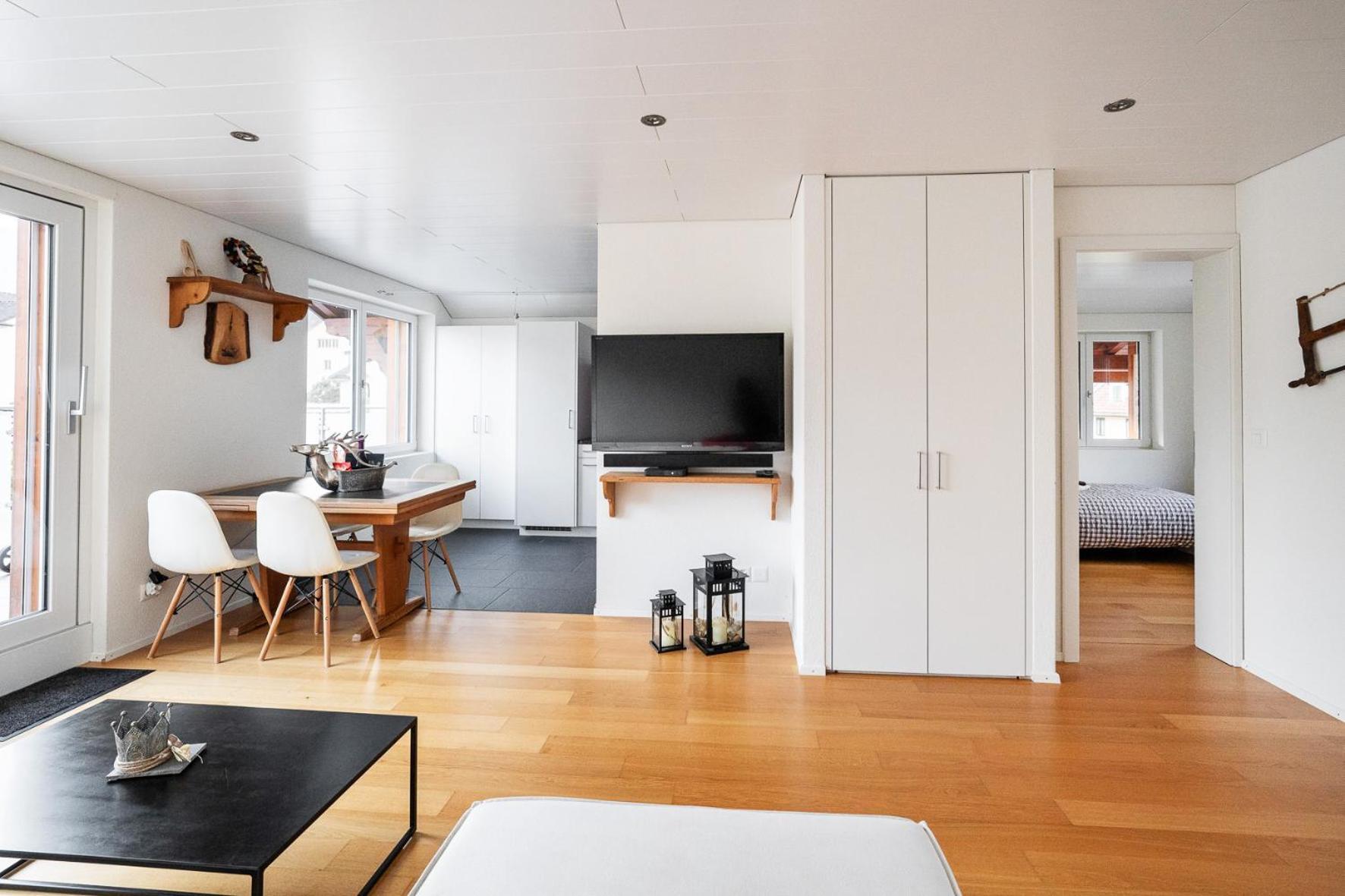 Glarner Bed Leilighet Netstal Eksteriør bilde